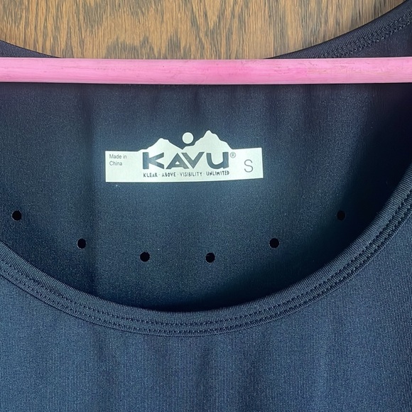Kavu Women's Black Sleeveless Top - Picture 2 of 4